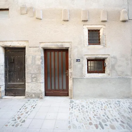 Appartamento T1 Duplex Le Juge Mage -wifi Villefranche-de-Rouergue